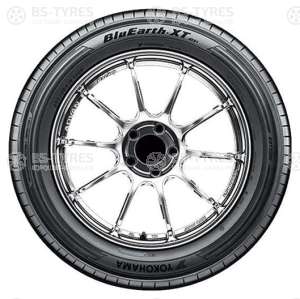 Yokohama BluEarth-XT AE61 215/65 R16 98H